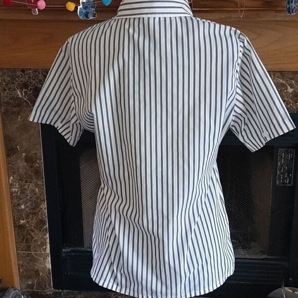 Bocabay  Women's green and white striped vintage top size small 🌈5 for $25 - Picture 6 of 10